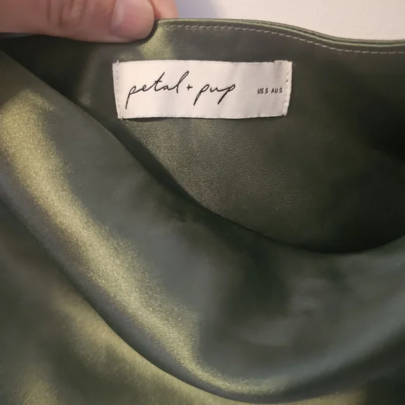 Petal & Pup Size Small Selma One Shoulder Satin Gown Olive Green READ INFO - Picture 4 of 12